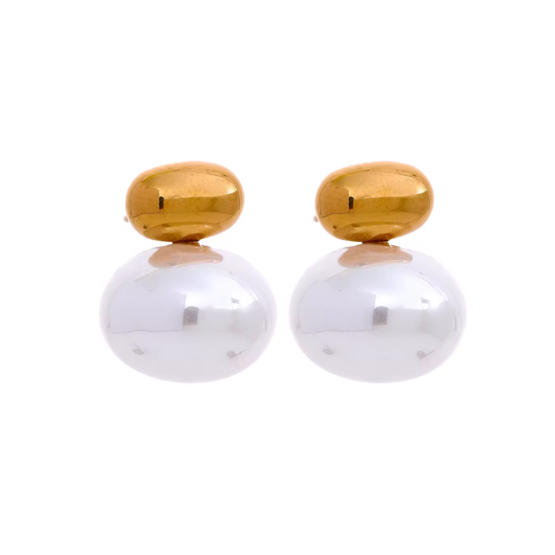 Elegant stainless steel stud earrings featuring smooth, scratch-resistant imitation pearls for a timeless and versatile look.
